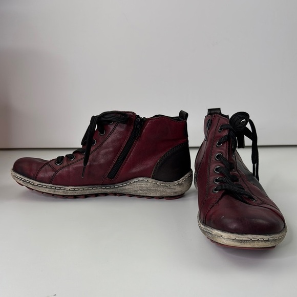 Remonte Chic Burgundy Leather Lace-Up Bootie High- Top Sneakers - Picture 4 of 11